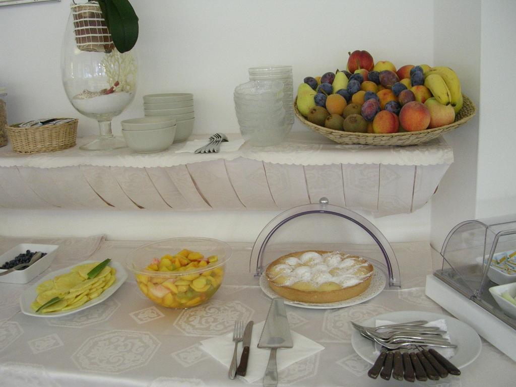 Hotel Escorial Τσέρβια Εξωτερικό φωτογραφία