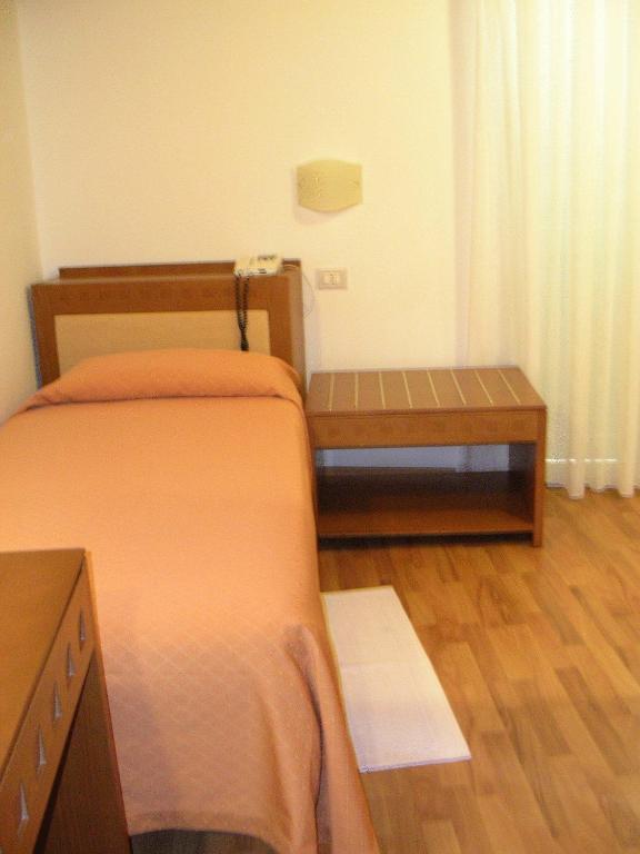 Hotel Escorial Τσέρβια Δωμάτιο φωτογραφία