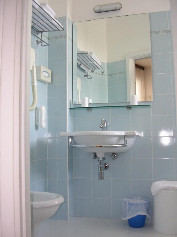 Hotel Escorial Τσέρβια Δωμάτιο φωτογραφία